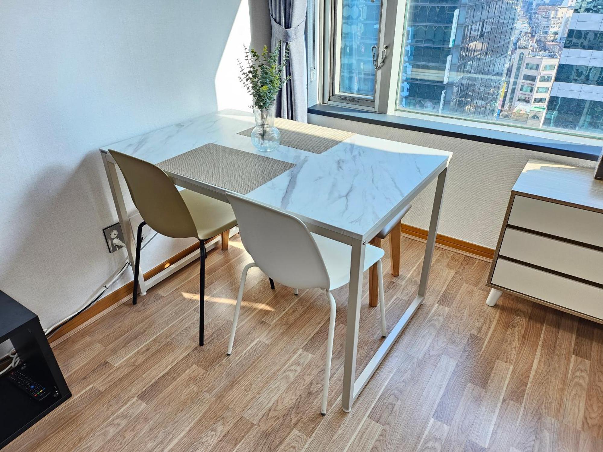 Hongdae Cozy House Apartment *